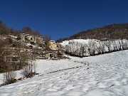 15 Sui pascoli innevati del Crosnello (1094 m)